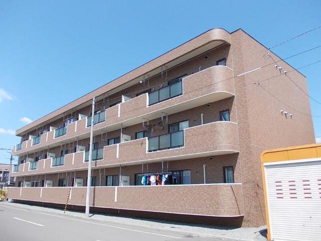 建物外観　落ち着いた雰囲気の外観です