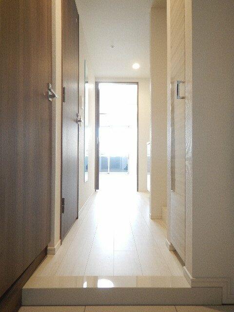 玄関　きれいな玄関です?