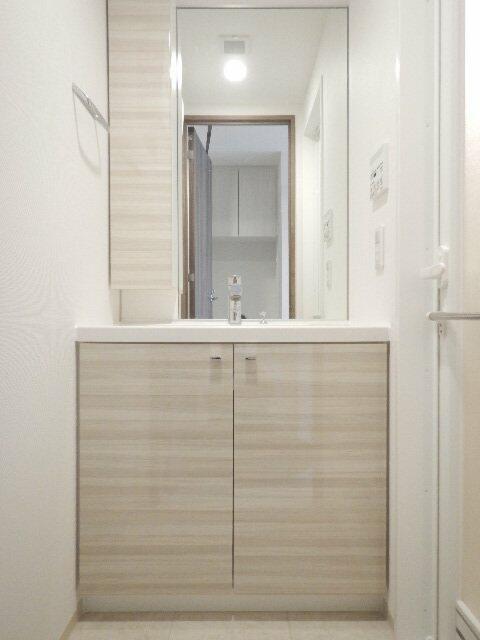 洗面設備　スペースが確保できる洗面所です?