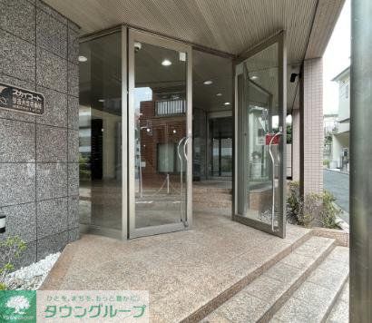 エントランス　部屋探しは株式会社　タウンハウジング　までお気軽にお問合せ…