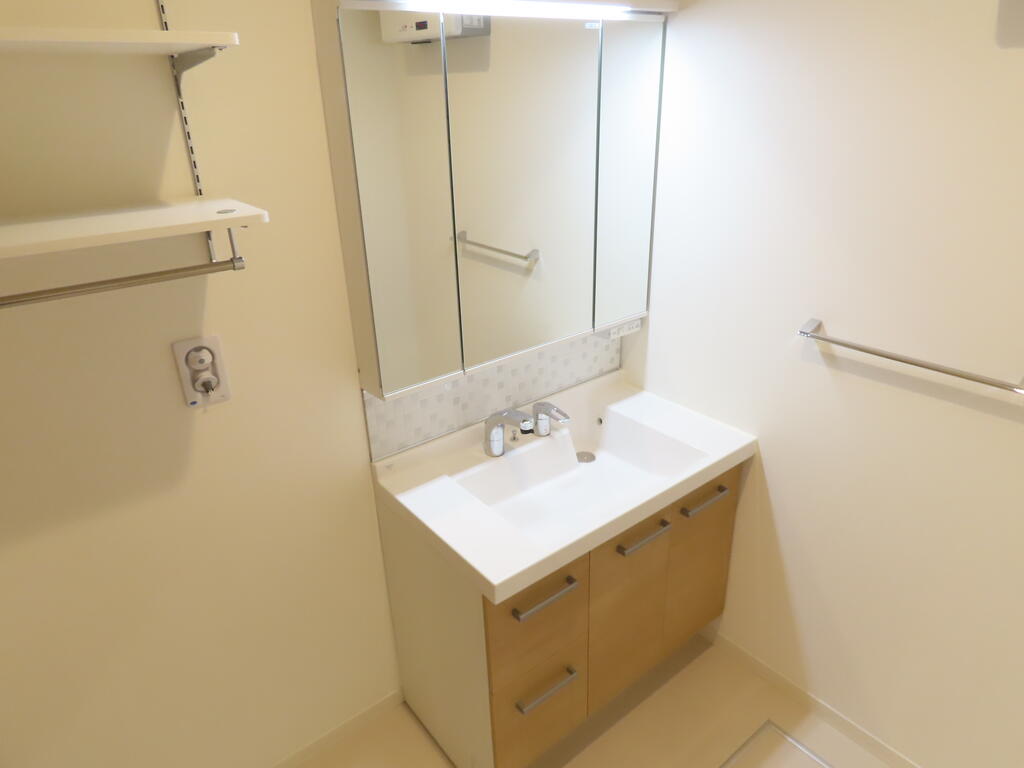 洗面設備　※別号室のお写真です