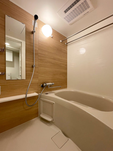 バス・シャワールーム　※写真は同タイプ住戸