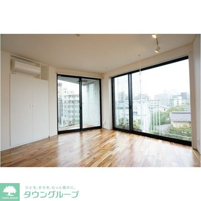 居室・リビング　同タイプ別部屋の写真