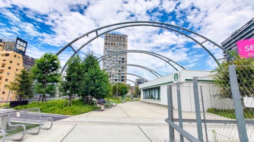 その他　MIYASHITA PARK(ミヤシタパーク)（その他）まで518m