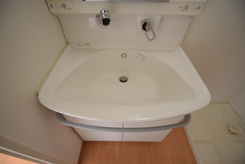 洗面設備　洗髪洗面化粧台