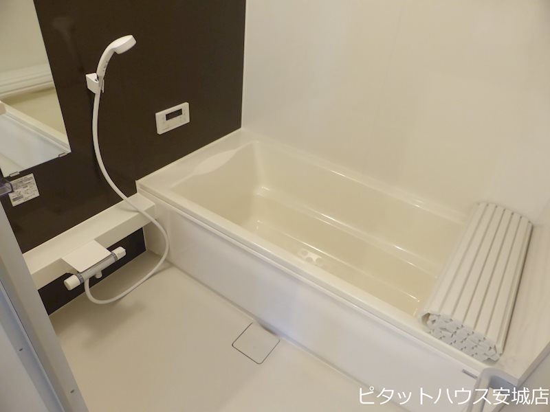 バス・シャワールーム　参考写真２０２