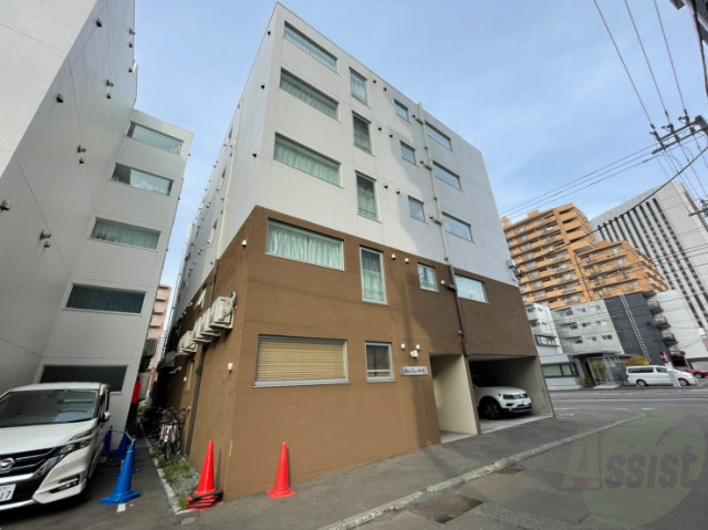 建物外観　札幌市中央区南９条西「ＢｅｌｌＴｒｅｅ南９条」