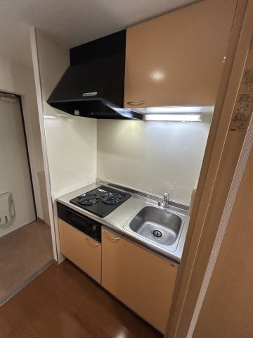 キッチン　コンパクトなキッチンで掃除もラクラク