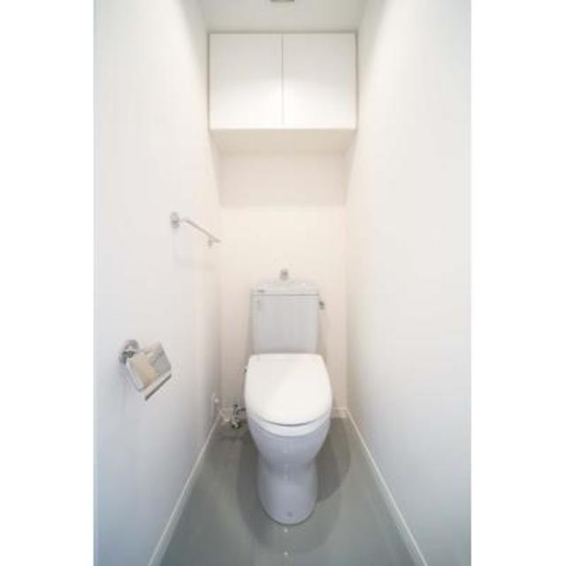 トイレ　※写真は同タイプ住戸です。