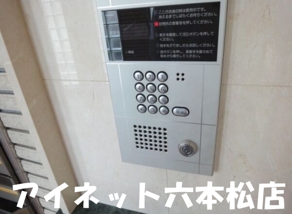 セキュリティ　オートロックで安心です。