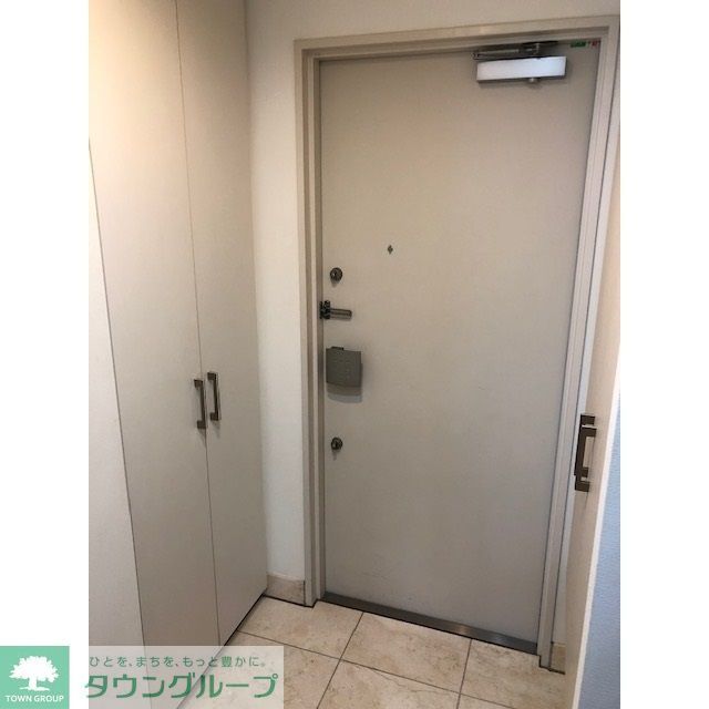 玄関　反転タイプ
