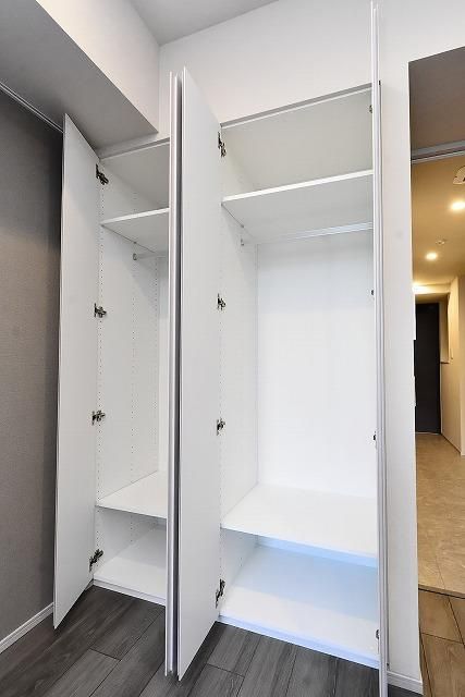 収納　写真は同タイプ住居です