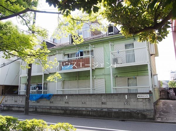 建物外観　明るいお部屋で風通しも良いきもちのいいき物件です！