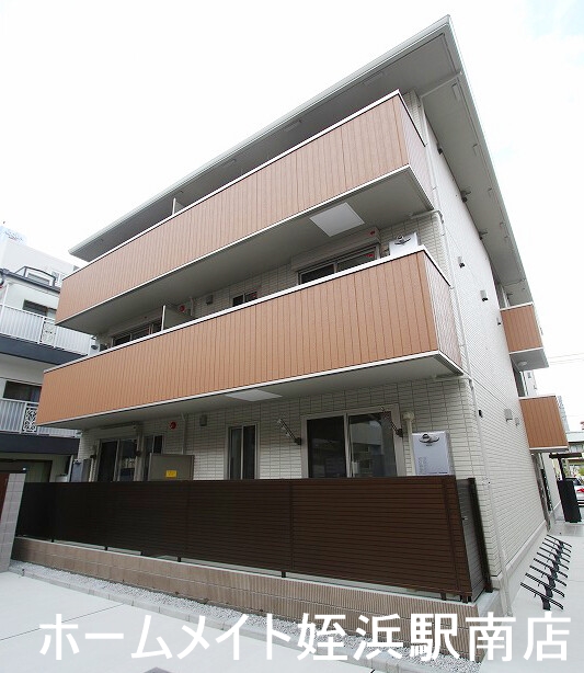 建物外観　★姪浜駅まで徒歩９分の好立地★