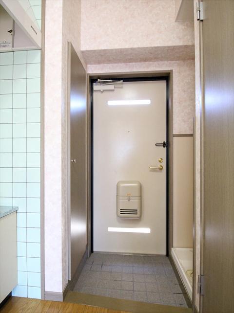 その他　松山市生石町　シェモア生石　玄関