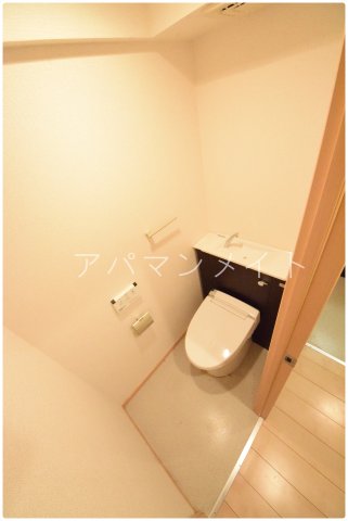 トイレ　ゆったりとした空間のトイレです