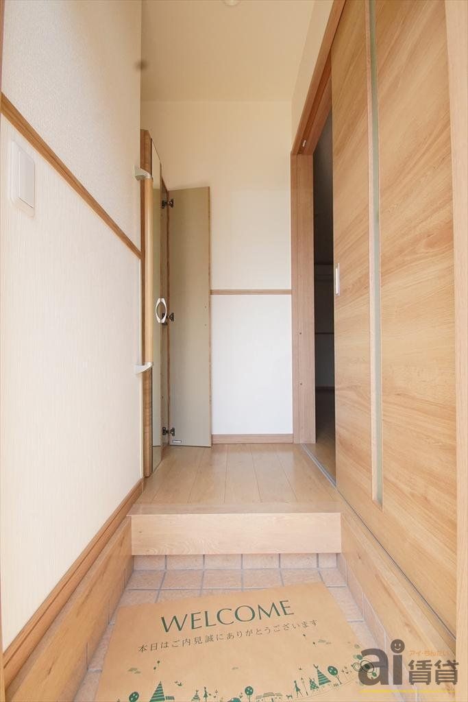 玄関　※写真同仕様※