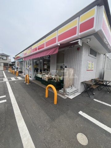コンビニ　デイリーヤマザキ 松戸六実店（コンビニ）まで45m