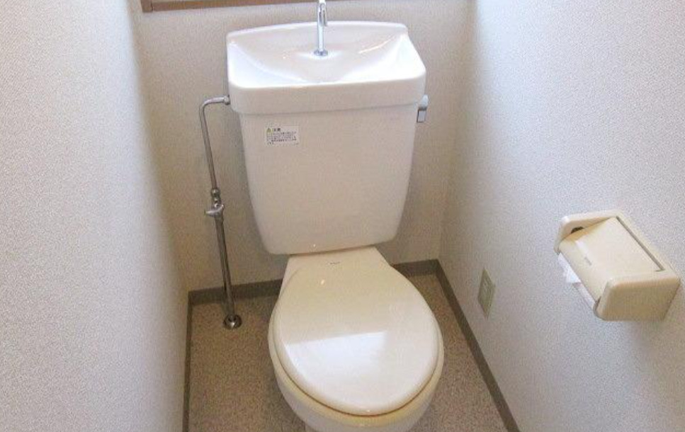 トイレ　シンプルで使いやすいトイレです