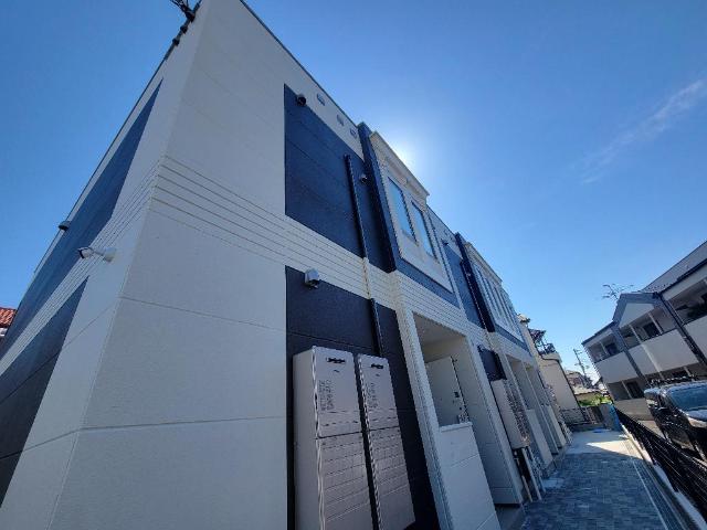 エントランス　外観写真（昼）