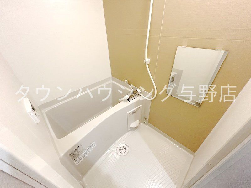 バス・シャワールーム　バス