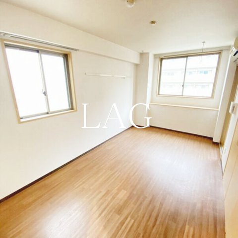 居室・リビング　洋室のお部屋です。