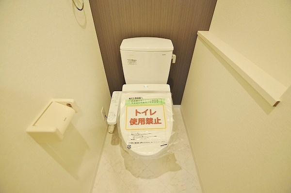 トイレ　★温水洗浄便座付トイレ★