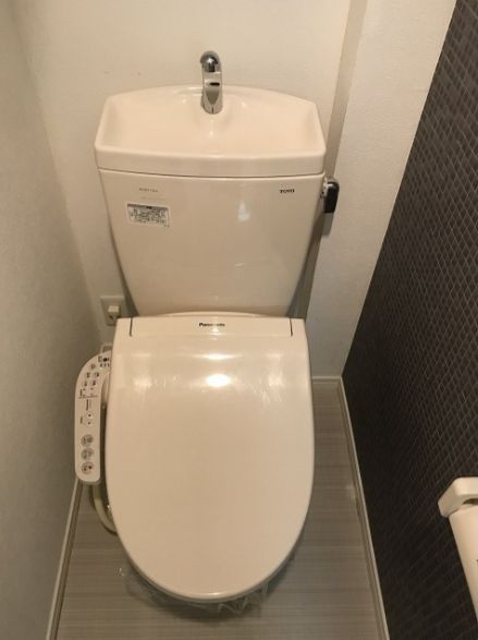トイレ　※同物件・同タイプの写真です。