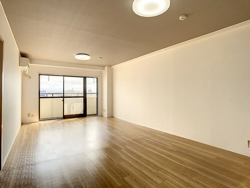 居室・リビング　※写真は同物件の別部屋です