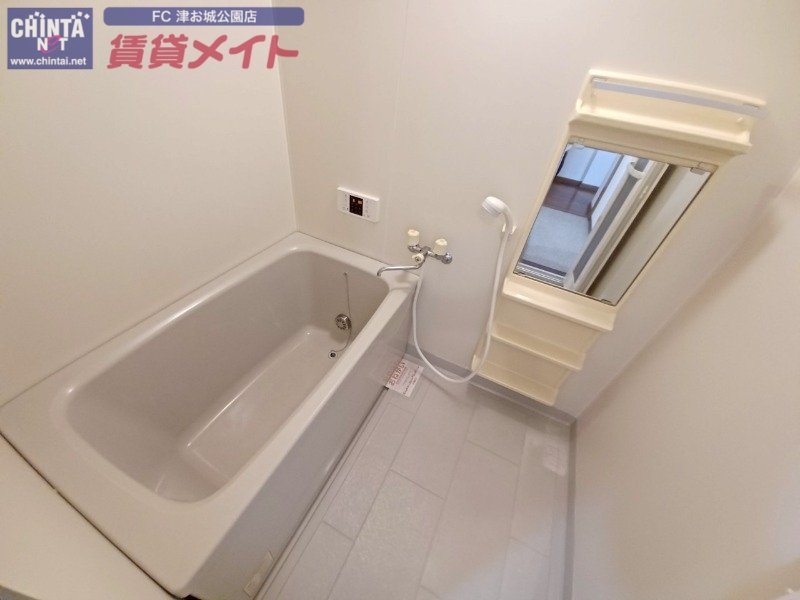 バス・シャワールーム　同型参考写真