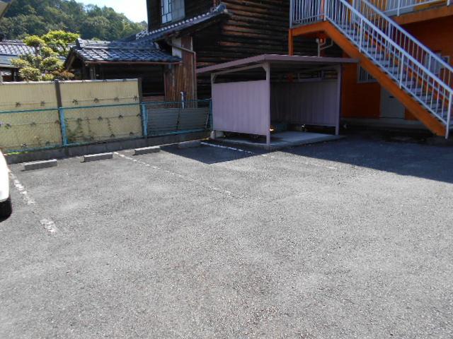 その他　駐車場の様子です
