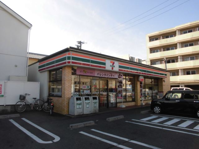 コンビニ　セブンイレブン（コンビニ）まで480m
