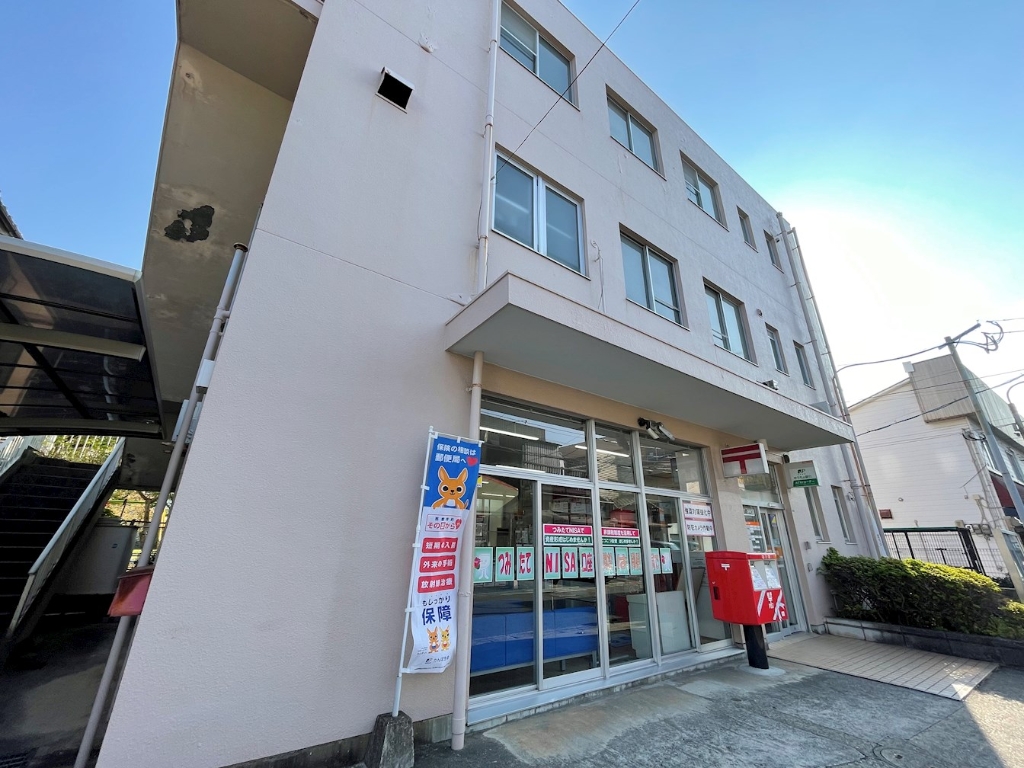 郵便局　福岡福重郵便局（郵便局）まで329m