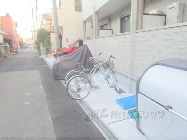 駐車場　駐輪場