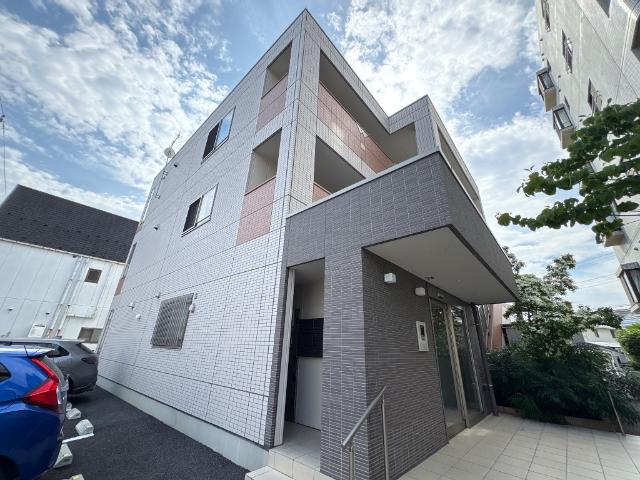 建物外観　外観写真（昼）