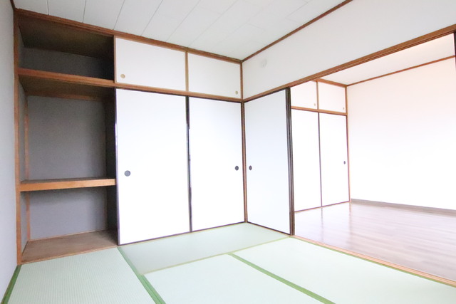 収納　天袋付きの押入れ★