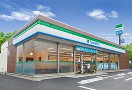 コンビニ　ファミリーマート 姫路構四丁目店（コンビニ）まで141m