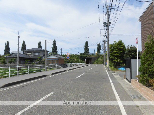 その他　前面道路（その他）まで50m