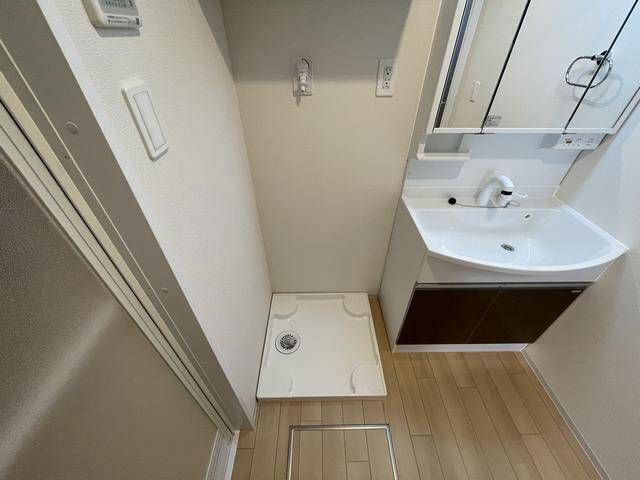 その他　室内洗濯機置き場です。