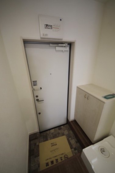 玄関　※別部屋参照画像