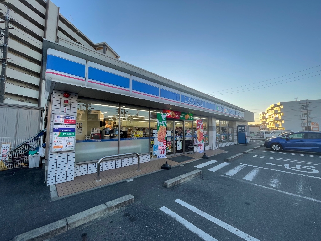 コンビニ　ローソン守山森孝東店（コンビニ）まで108m