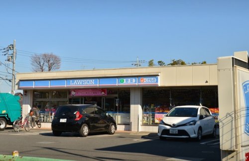 コンビニ　ローソン 東村山久米川町四丁目店（コンビニ）まで742m