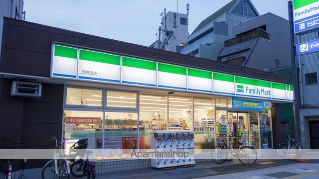 コンビニ　ファミリーマート（コンビニ）まで133m