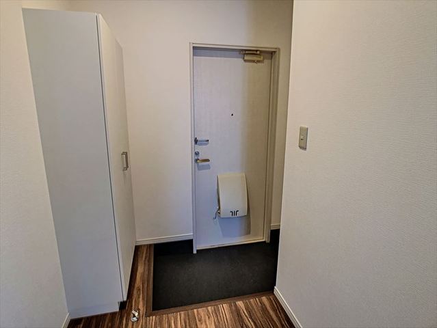 コンダクトヴィレッジ重留A棟の玄関写真