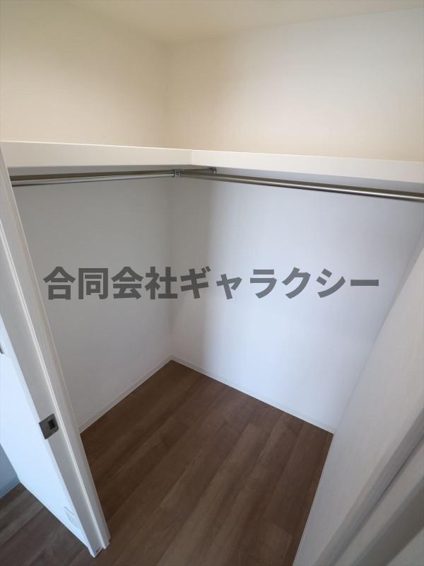 収納　ウォークインクローゼット