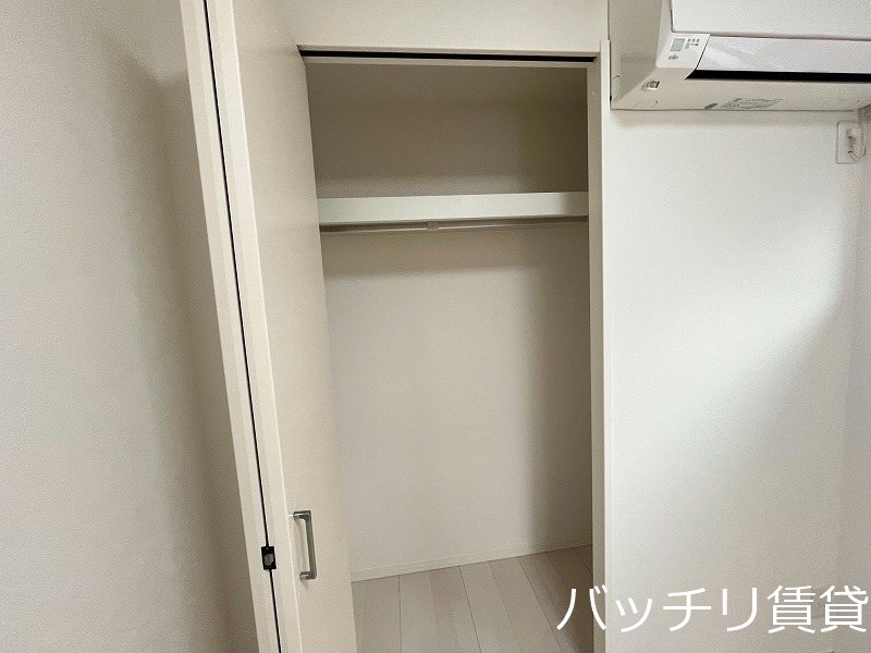 収納　別号室タイプの為、現状を優先致します。