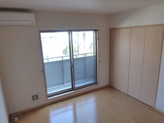 居室・リビング　別部屋参考写真