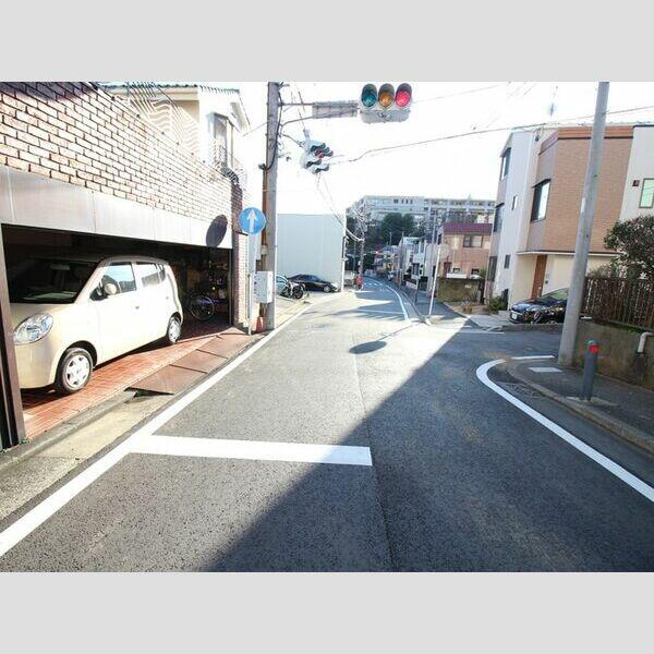 駐車場　周辺環境
