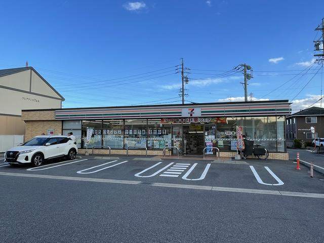 コンビニ　セブンイレブン春日井篠木町７丁目店（コンビニ）まで135m