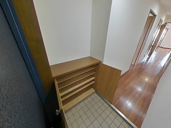 玄関　※別部屋の写真です